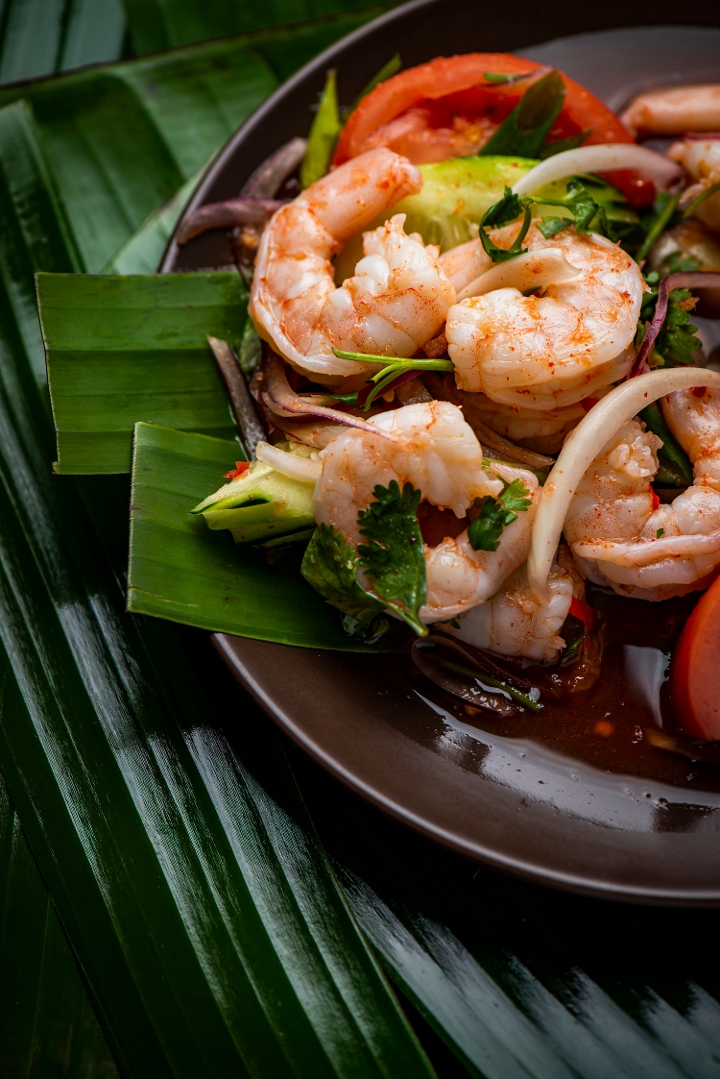 Bai Tong Yum Salad.