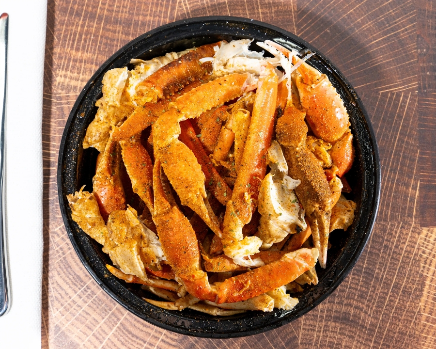 Mo's Garlic Butter Snow Crab Tray.