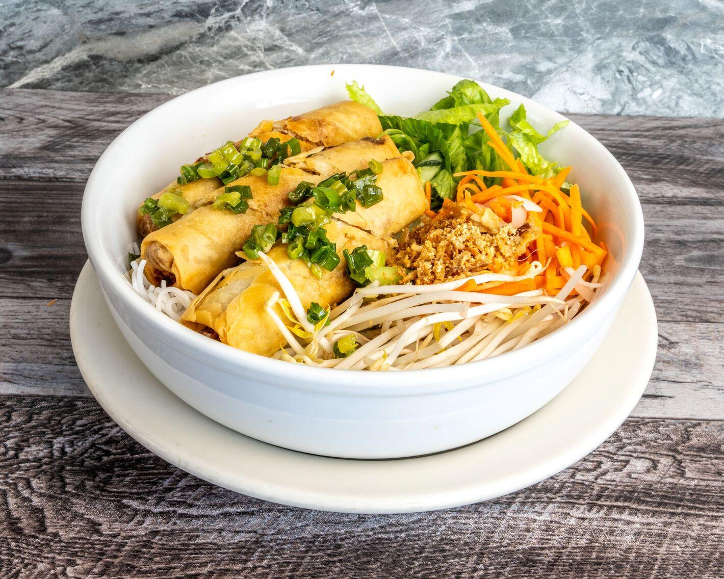 Vermicelli w/Egg Rolls.
