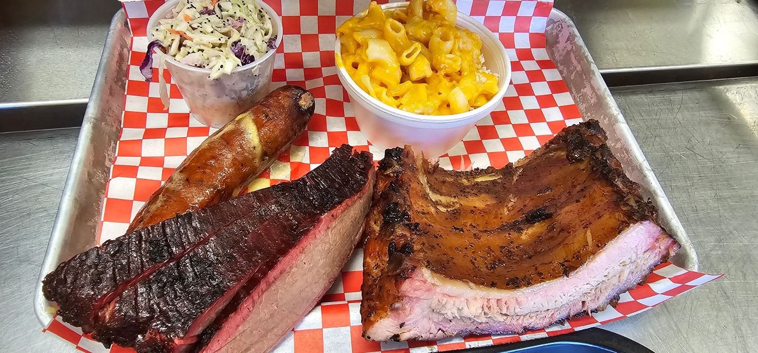 BBQ Plate: 3 Item Combo.