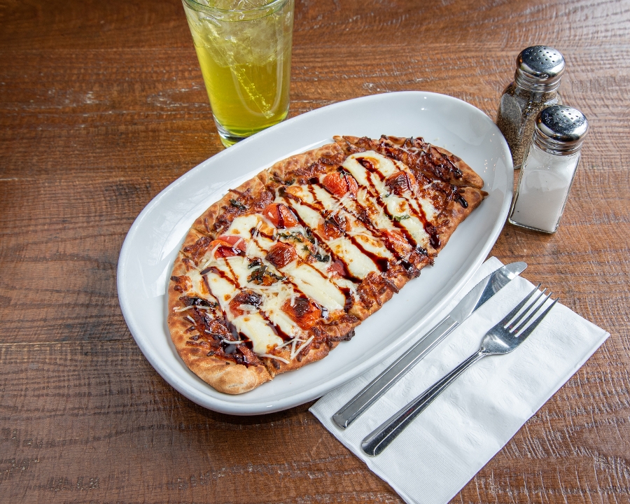 Caprese Flatbread.