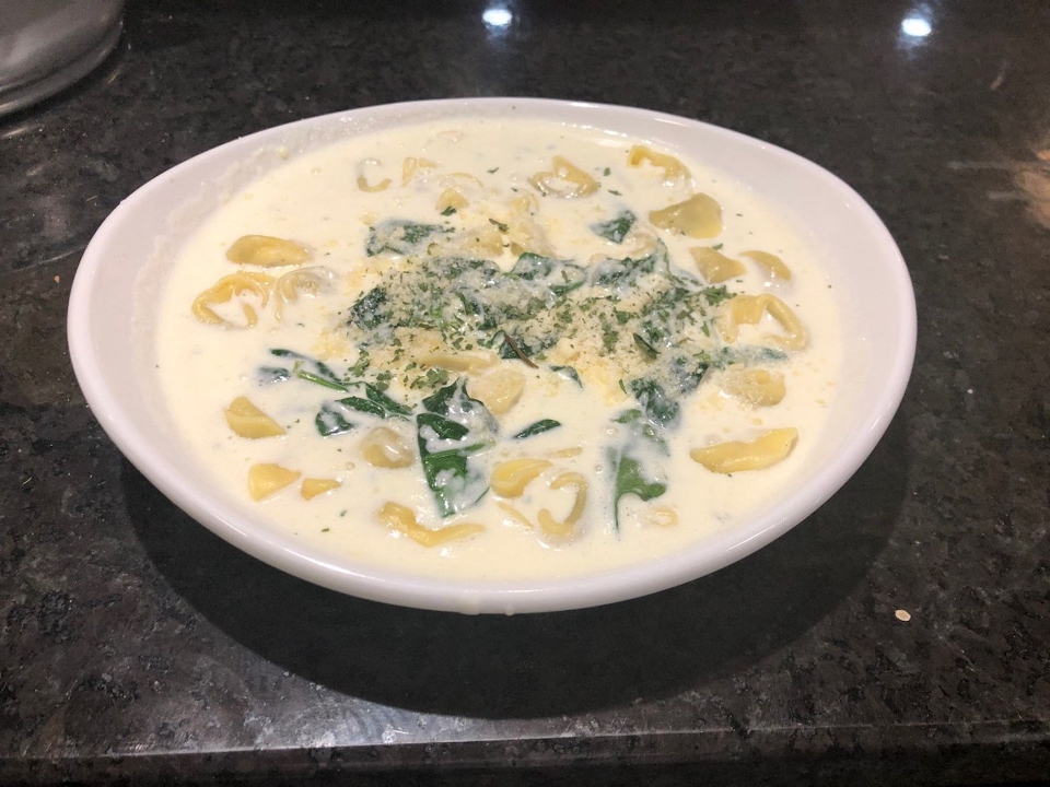 Tortellini Florentine.