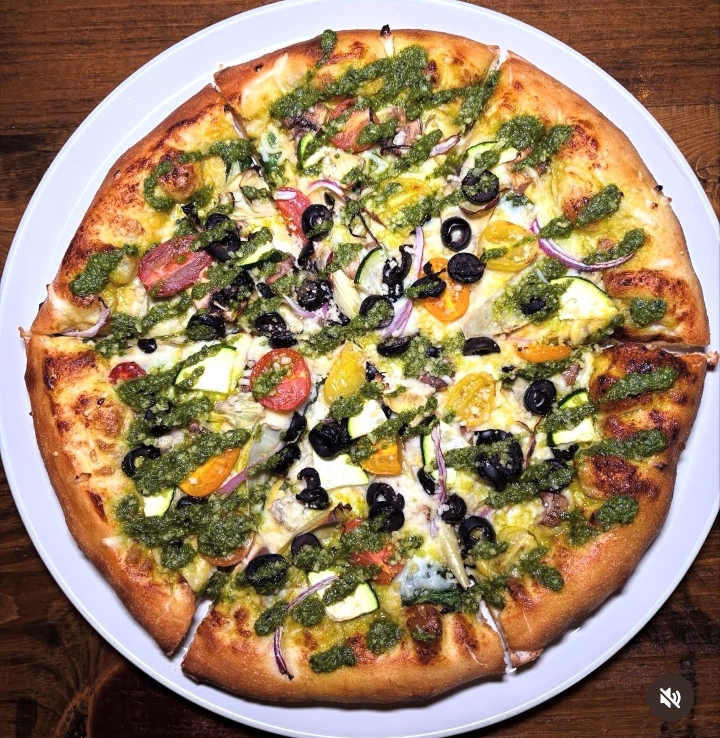 Pesto White Veggie Delight.