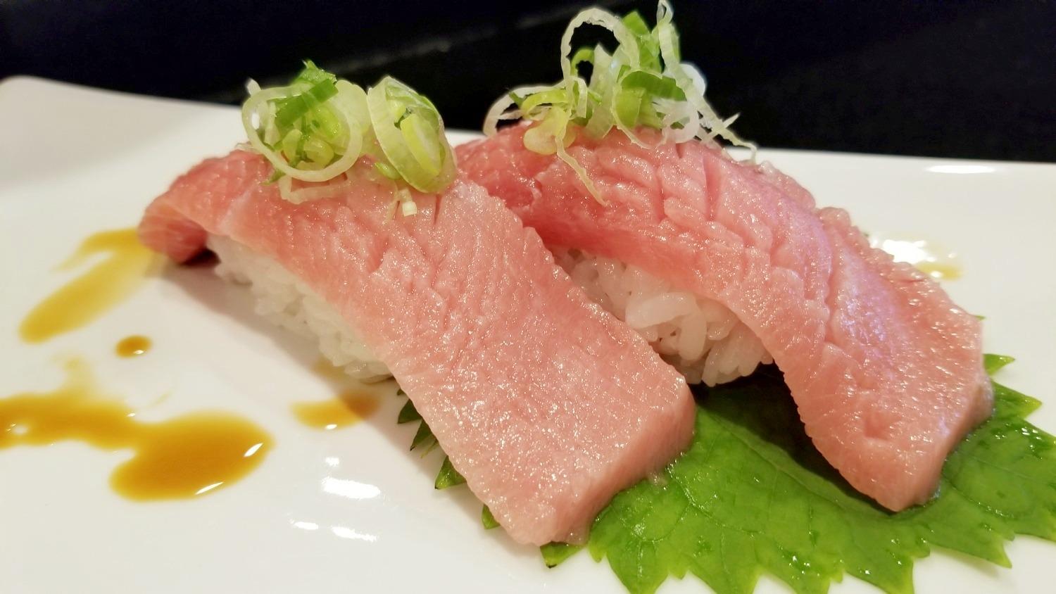 OToro Sushi (2pcs).
