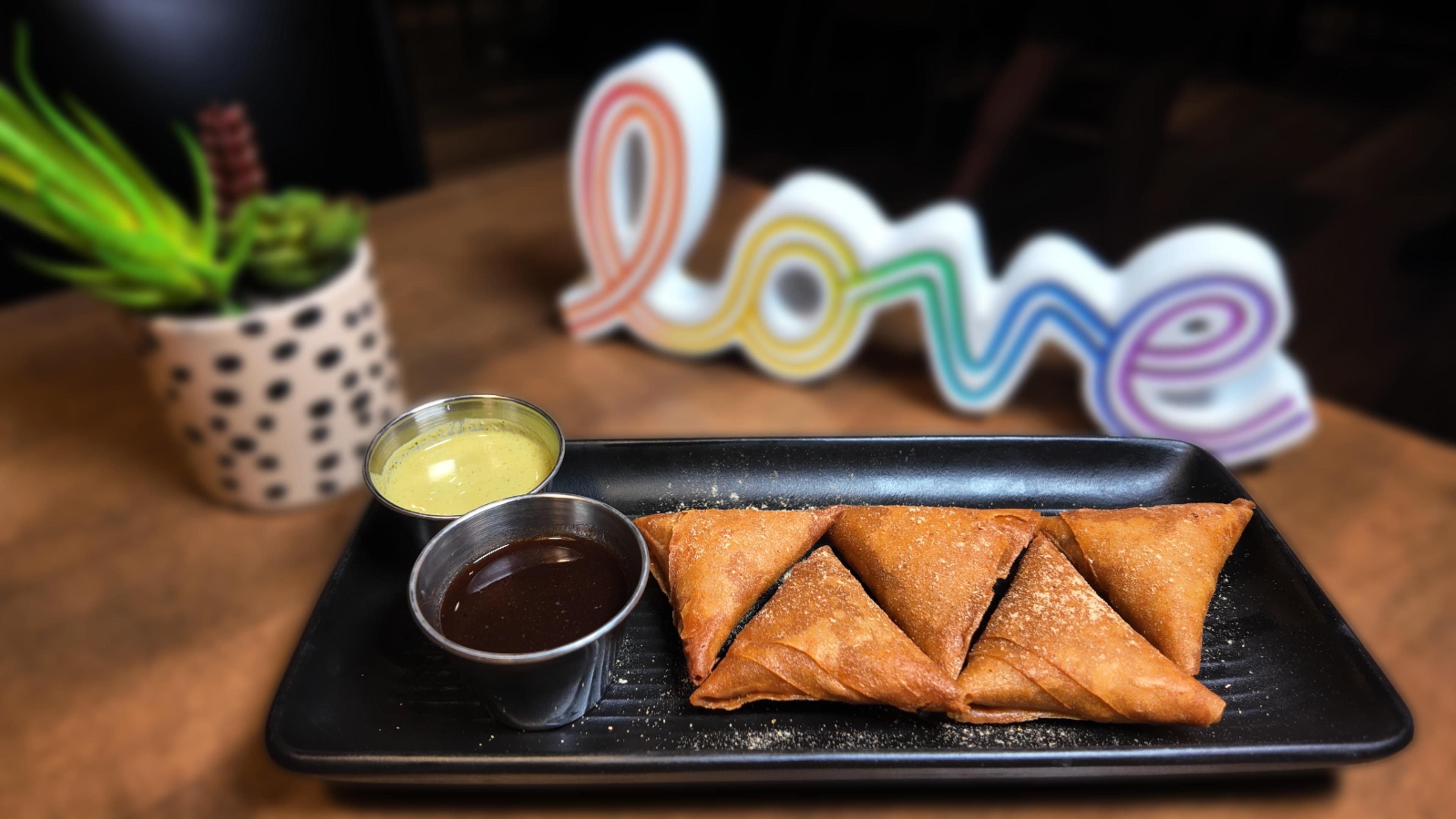 Crispy Cocktail Samosa.