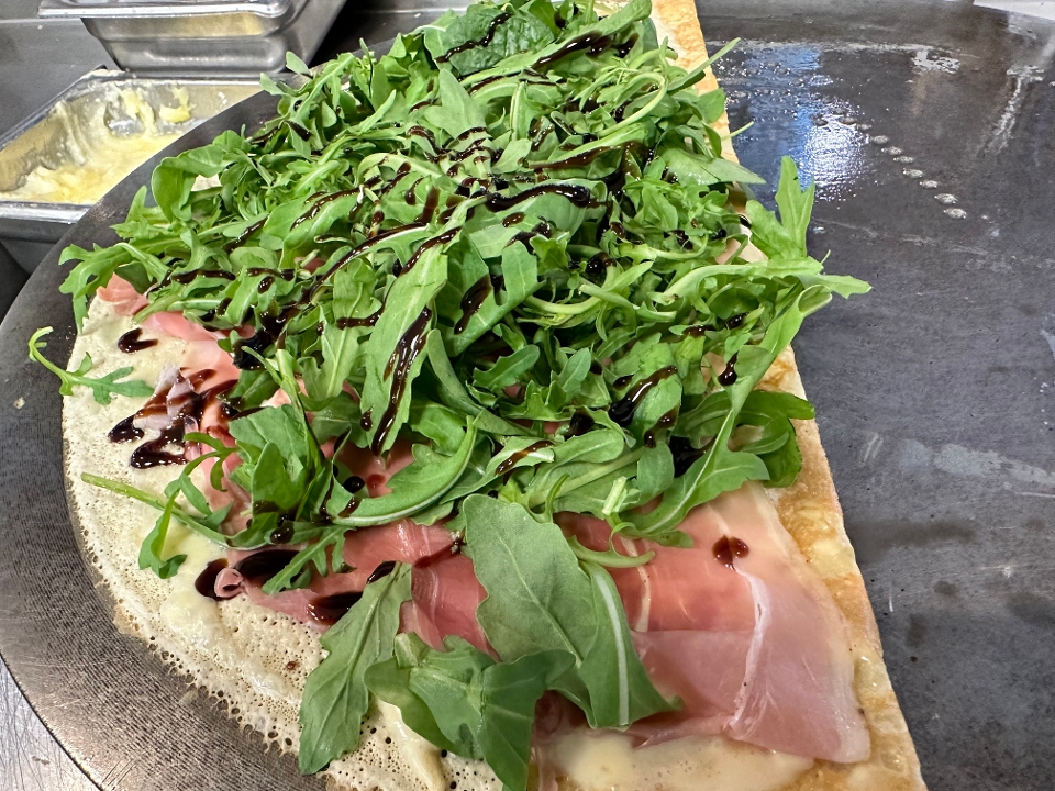 Le Prosciutto.