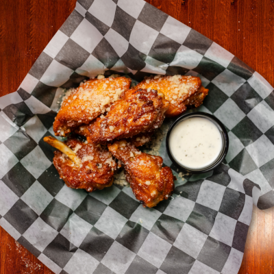WINGS Garlic Parm (6).