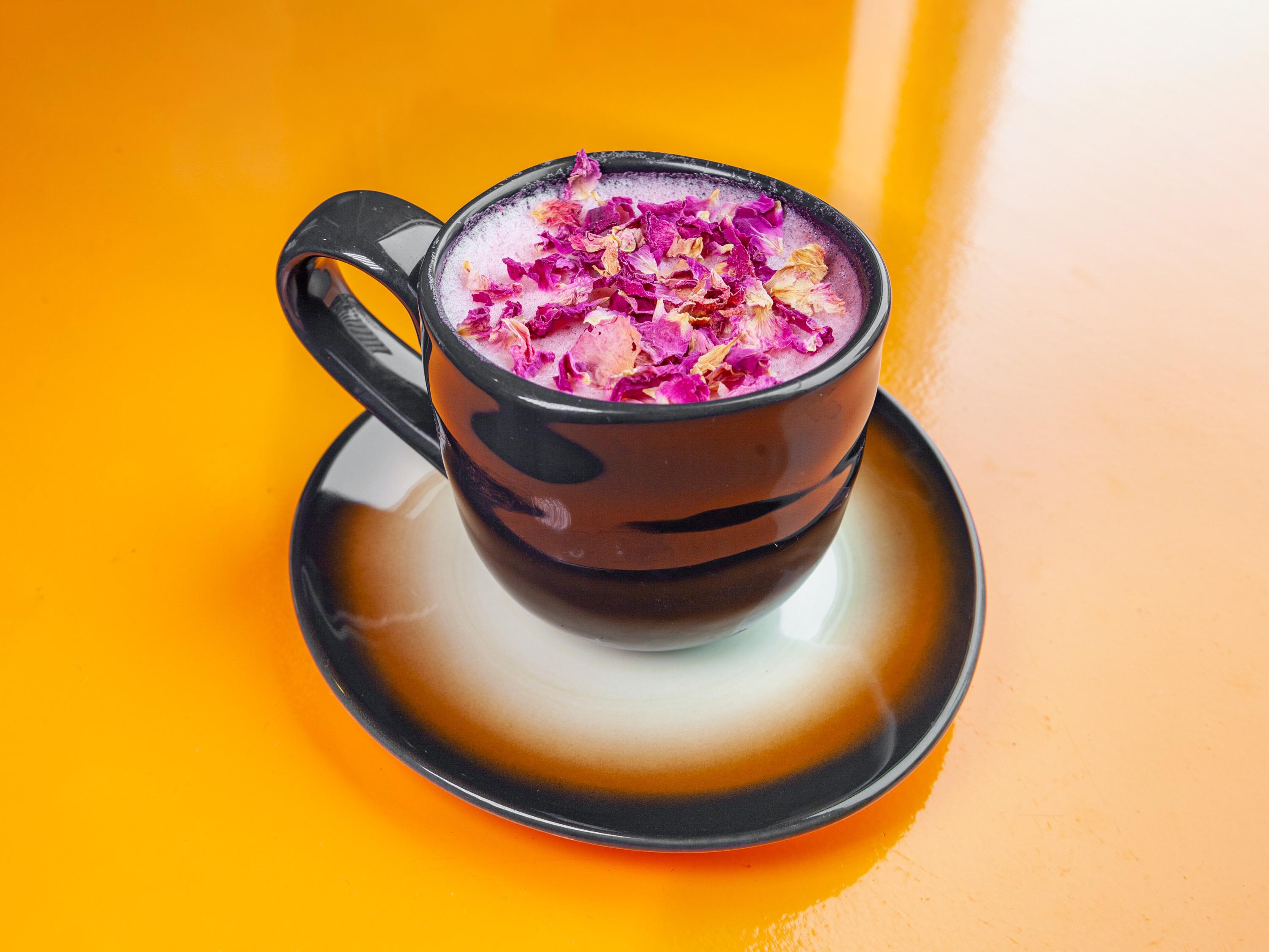 Rose Latte.