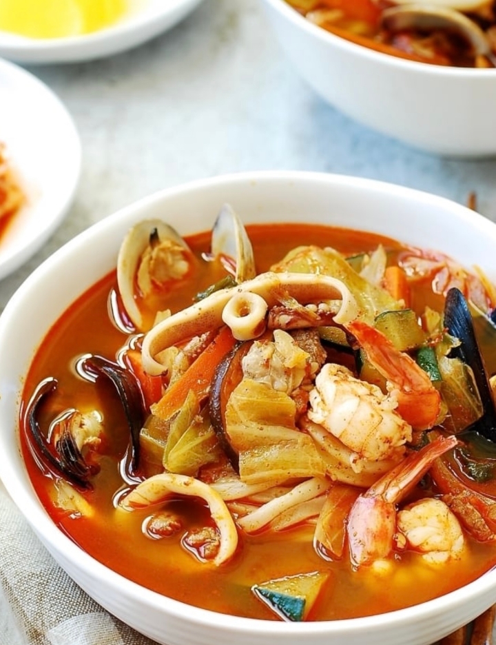 Jjampong Noodle Soup.