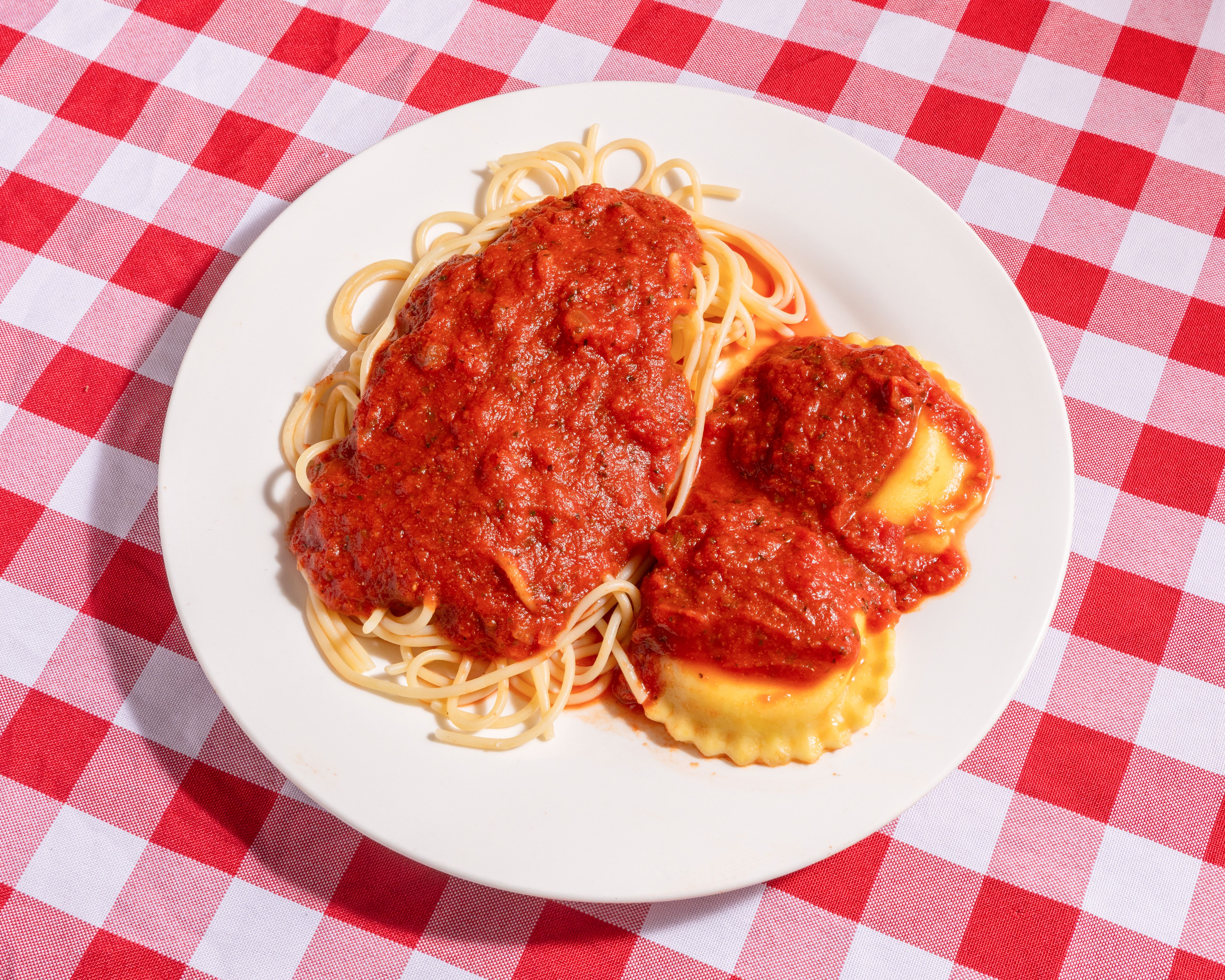 1/2 Spaghetti 1/2 Cheese Ravioli Lunch.