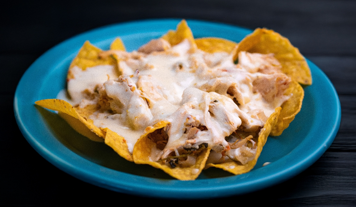 (H) Nachos Chicken.