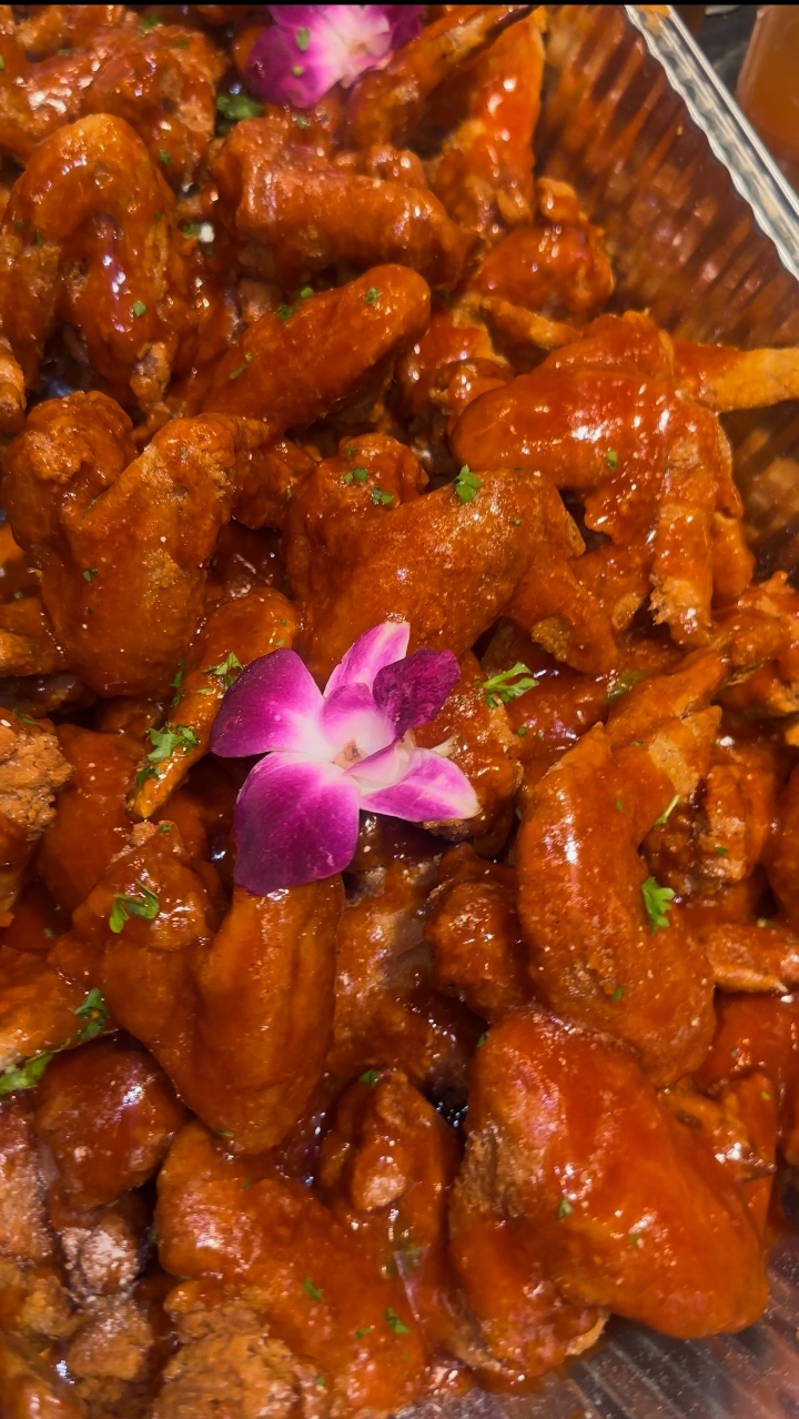 50pc CHICKEN WINGS.