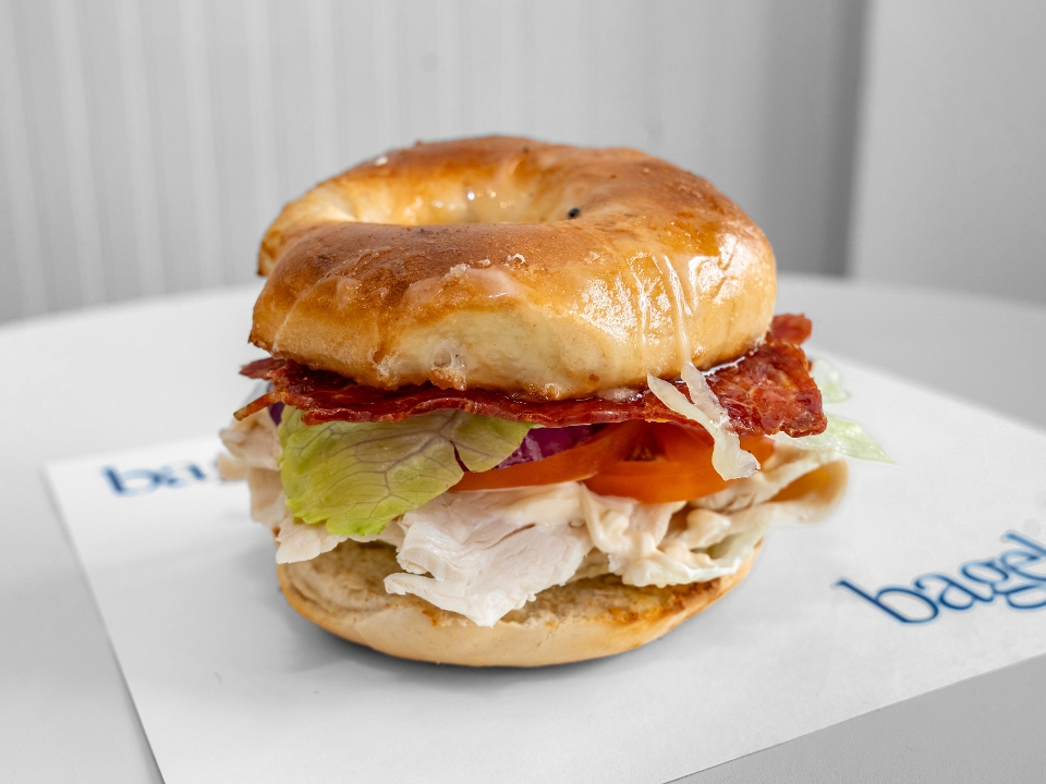 Club BLT.
