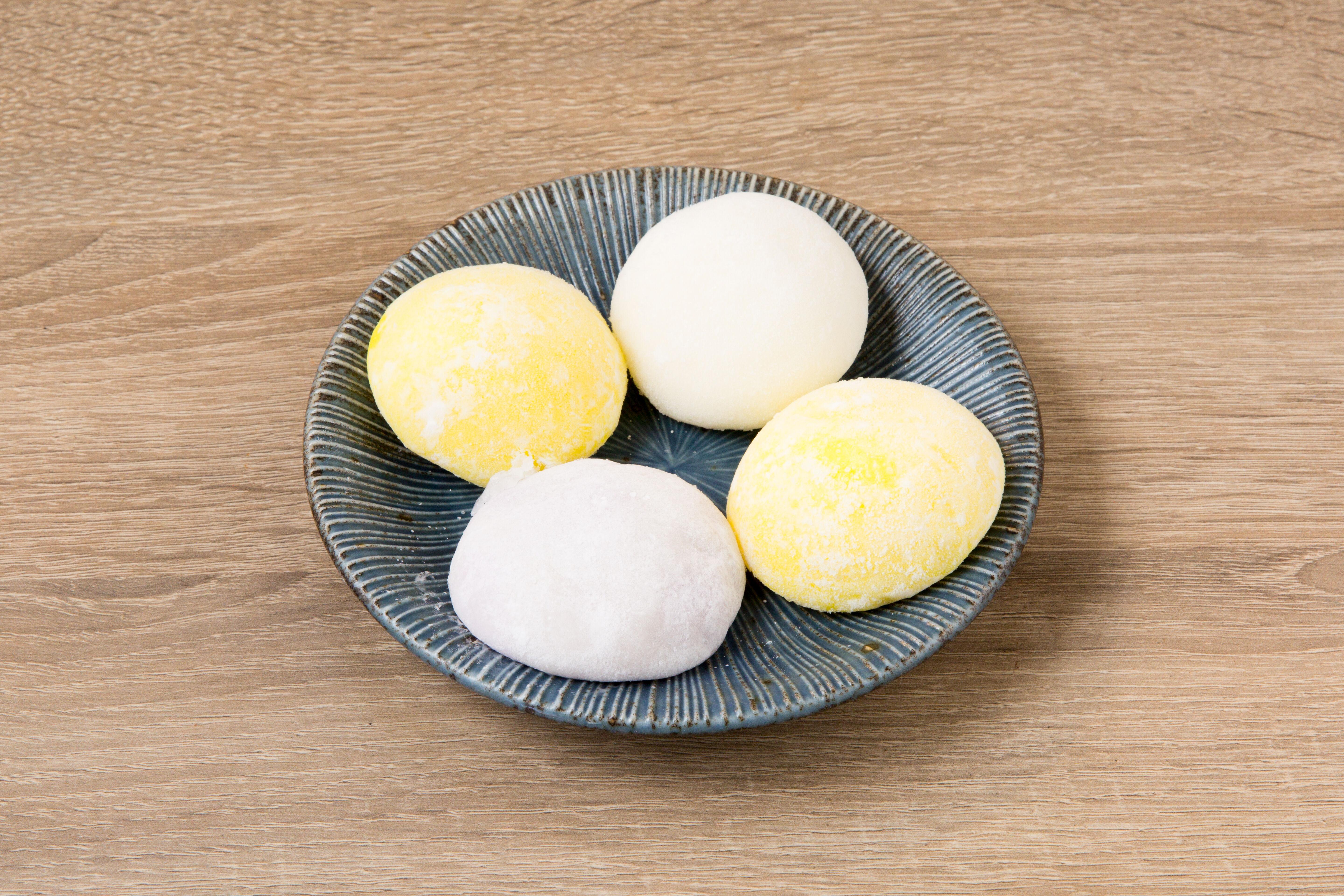 Mochi (4 Pieces) 麻糍.