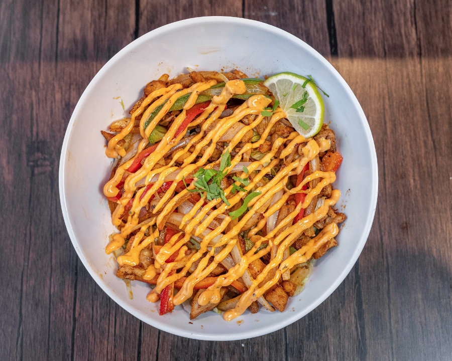 CHICKEN FAJITA BOWL.
