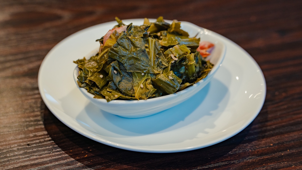 LARGE COLLARD GREENS.