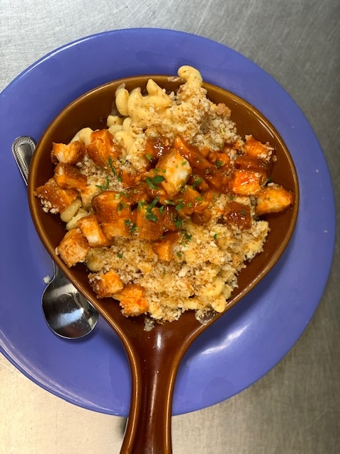 Rep's Buffalo Chicken Mac.