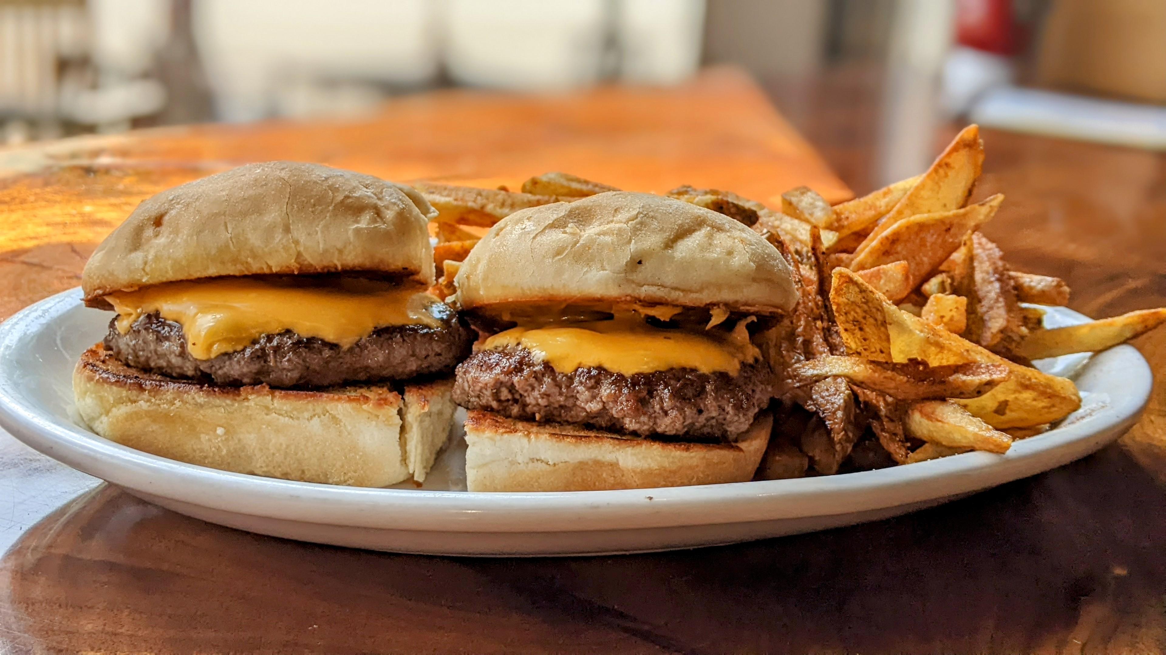 Kids Burgers.