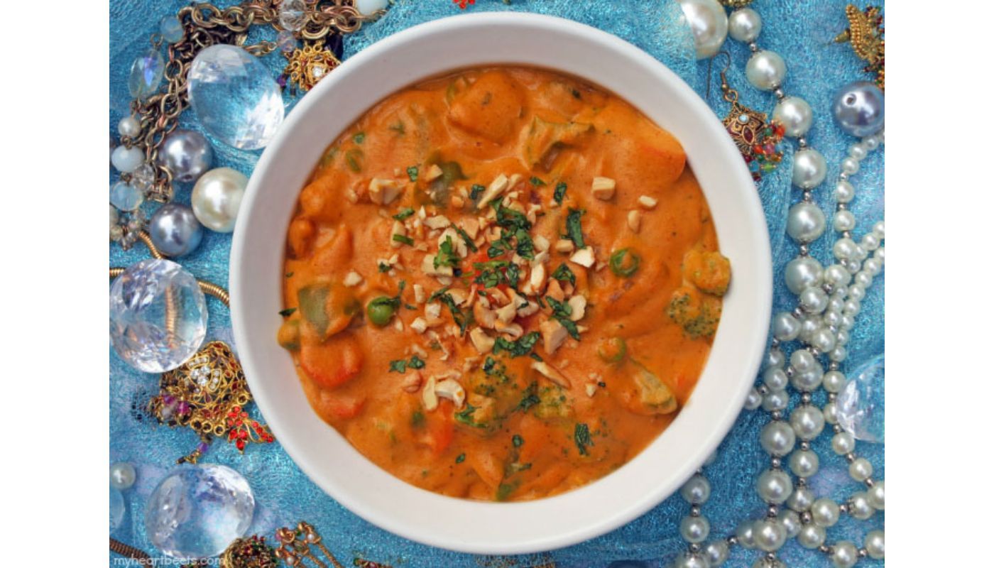 Veg Korma – North Indian Style (Non-Vegan, Gluten free).