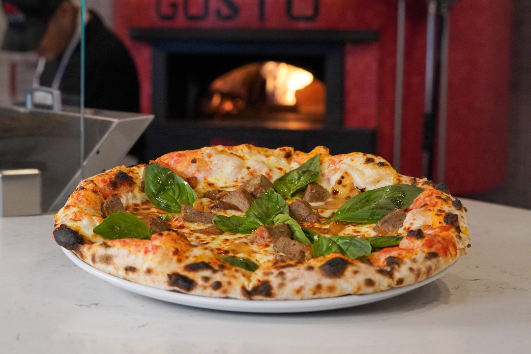 Sammy Pizza.