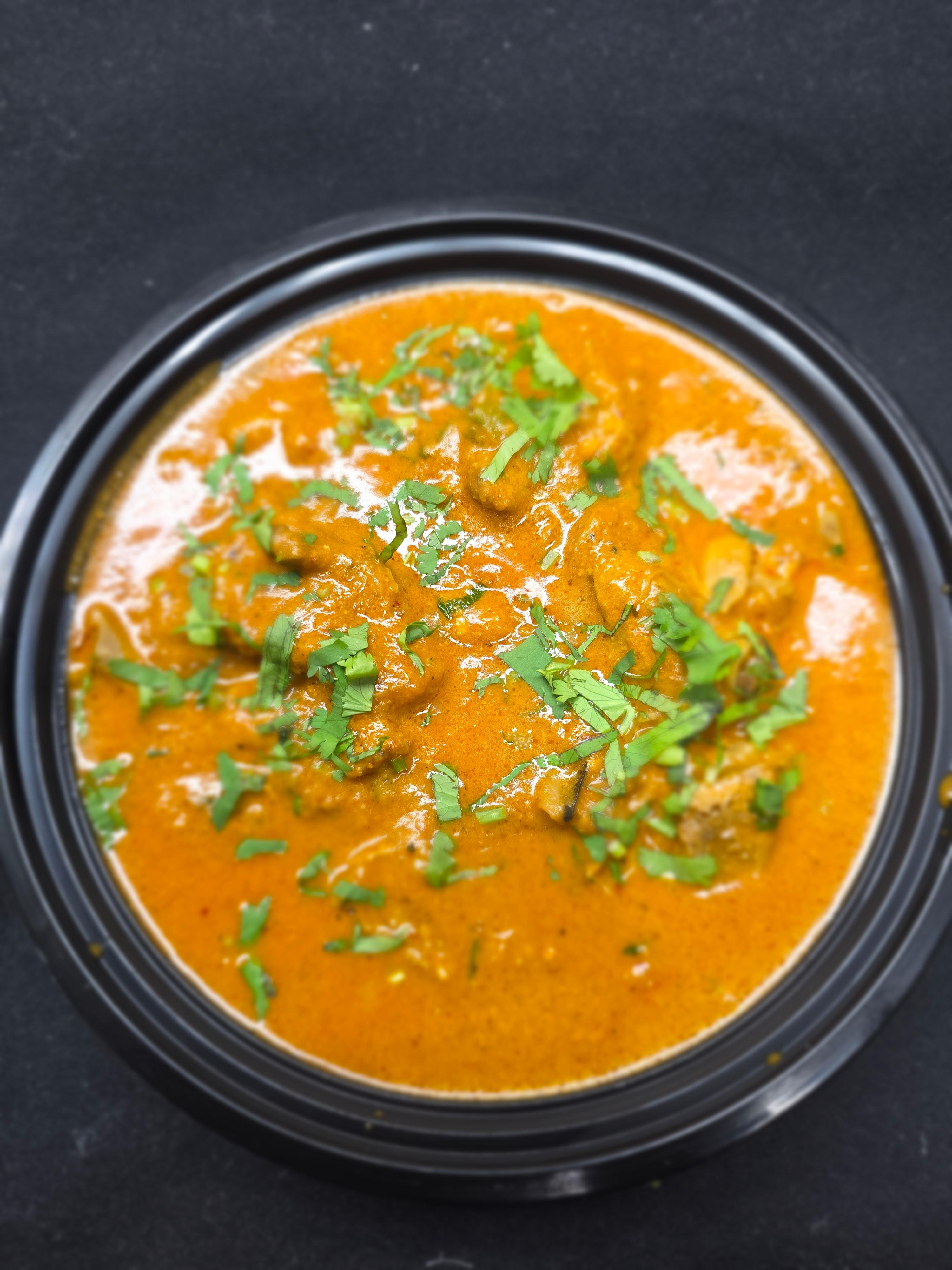 Punjabi Chicken Curry (bone in).
