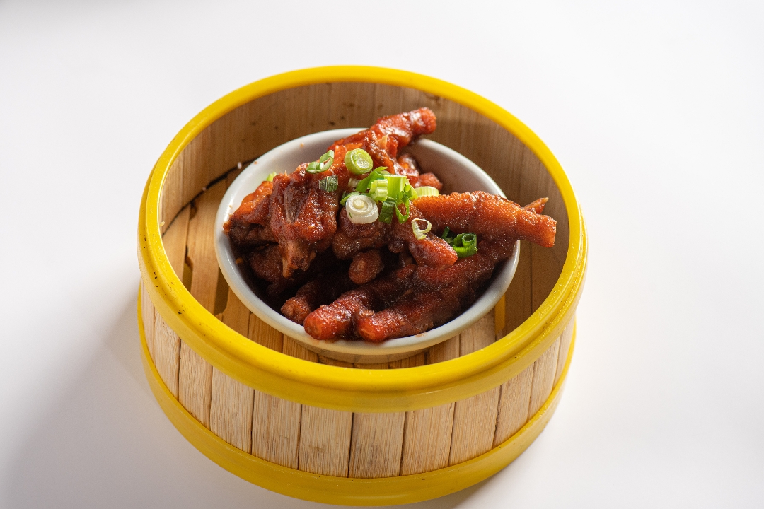 B-9 Steam Chicken Feet with black bean sauce (蒸鳳爪).