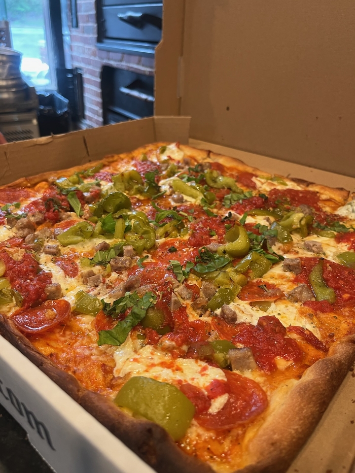 GRANDPA PIZZA LARGE.