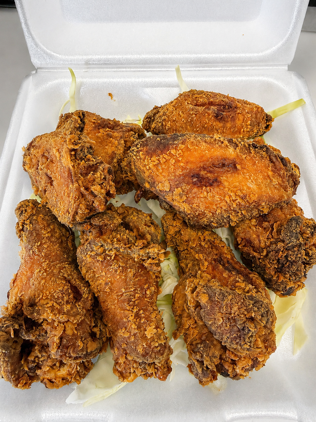 RED PEPPER HOT WINGS (8 pcs).