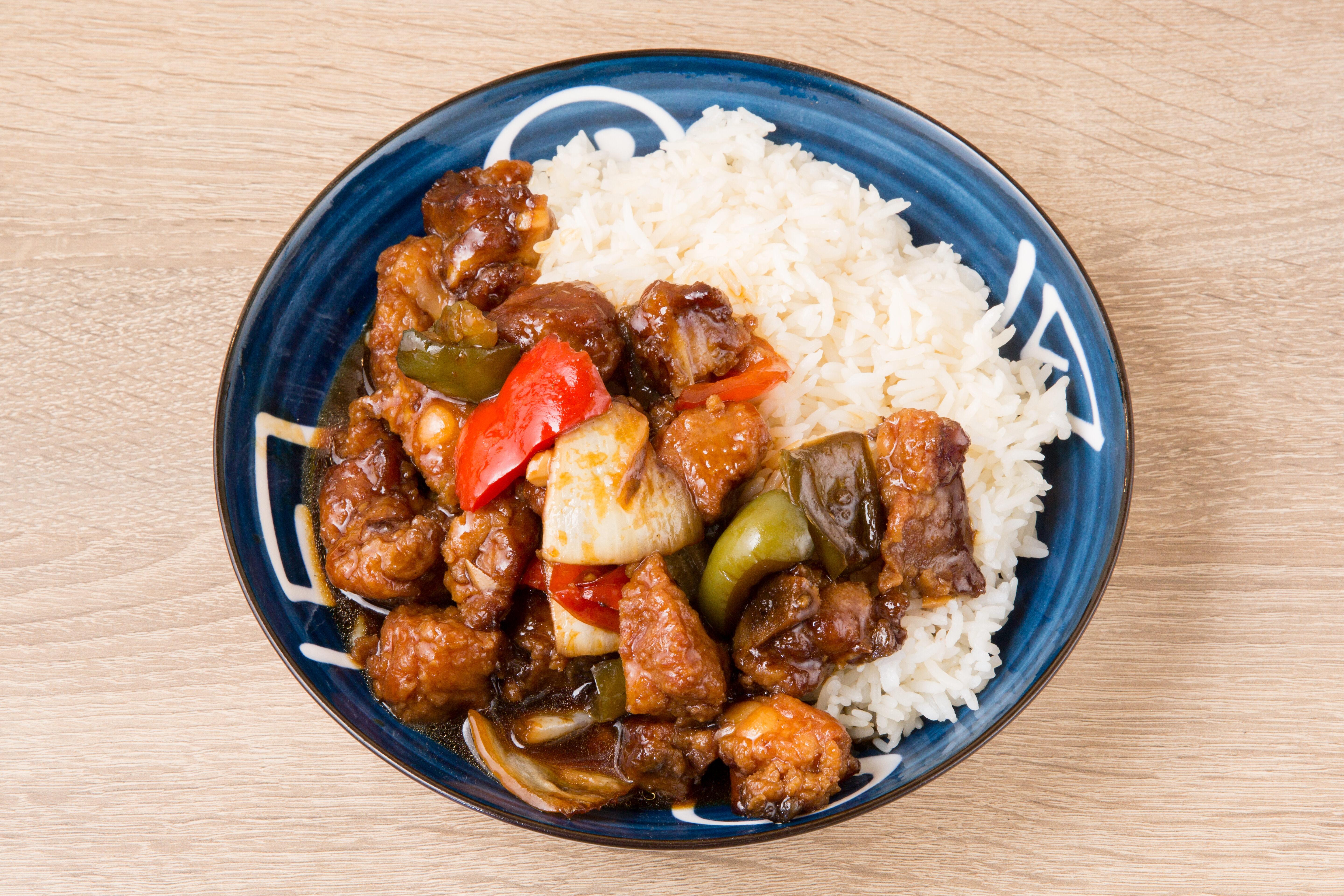 Pork Ribs Over Rice 排骨盖饭.