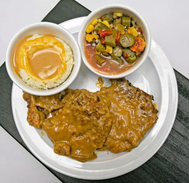 Fried chop platter (2 Chop).