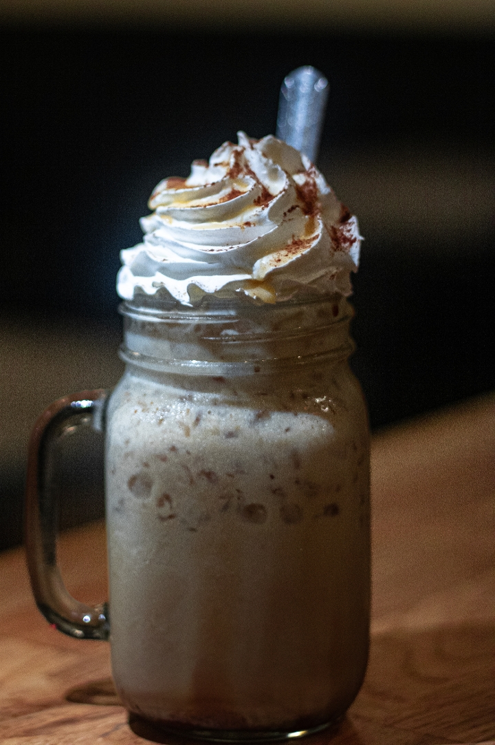 Cinnamon Roll Latte.