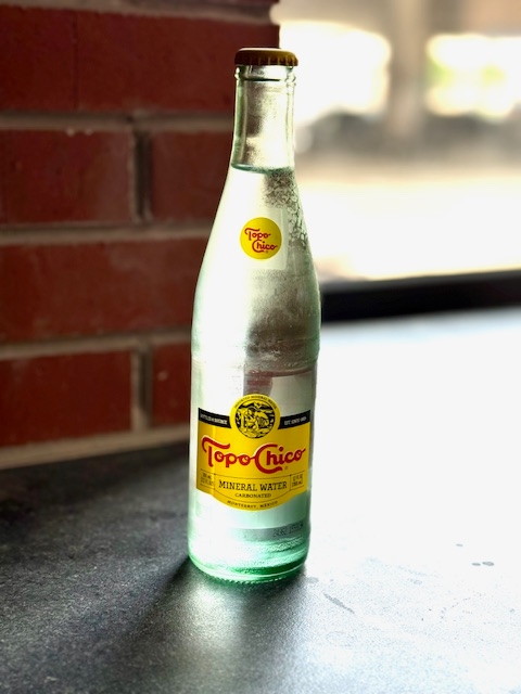TOPO CHICO.