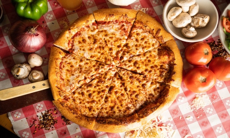 Small 10" Gluten Free Five Cheese Pizza.