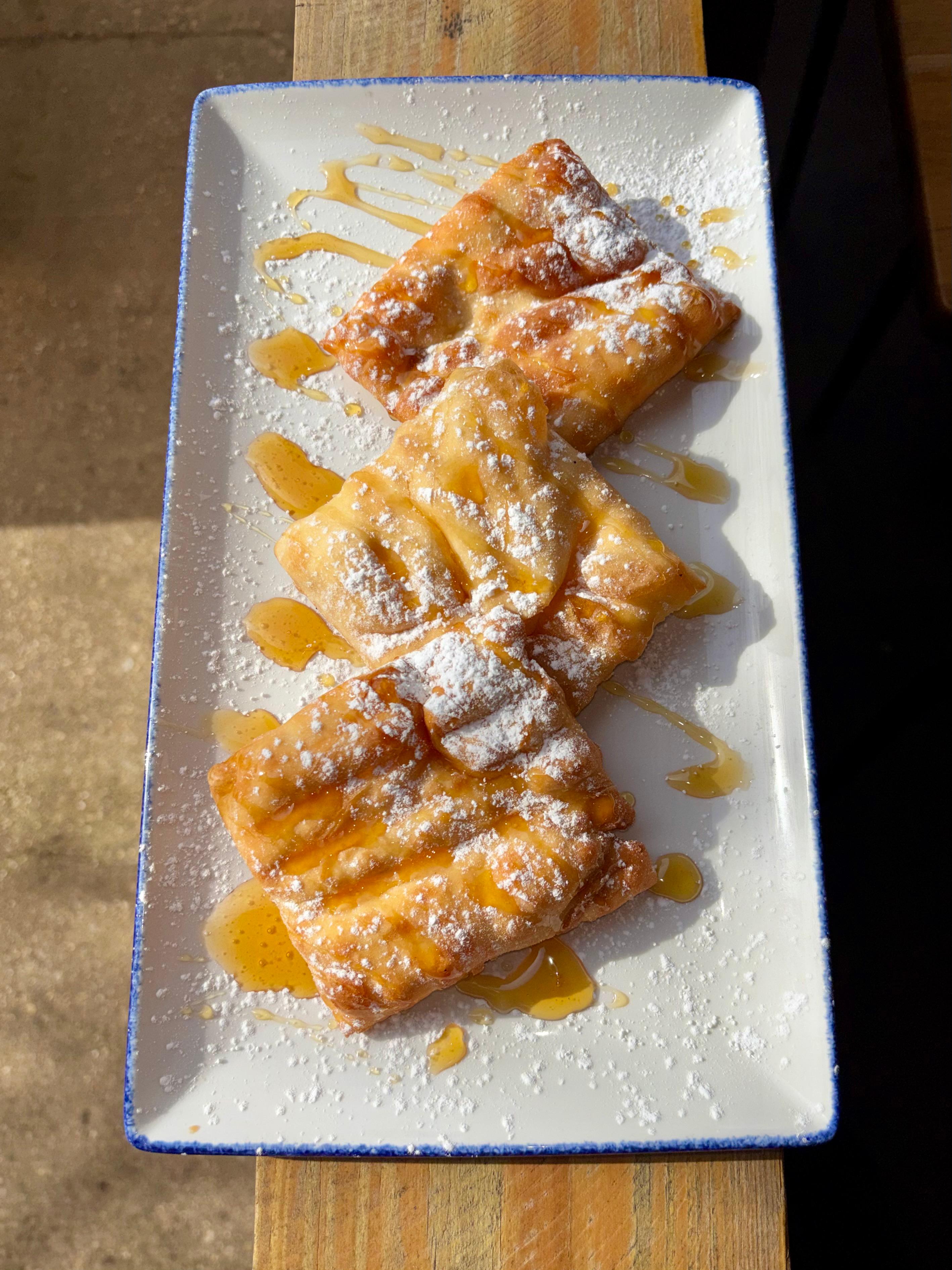 Sopapillas.