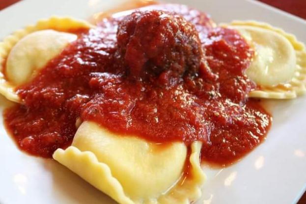 KIDS RAVIOLI WITH 1 MEATBALL.