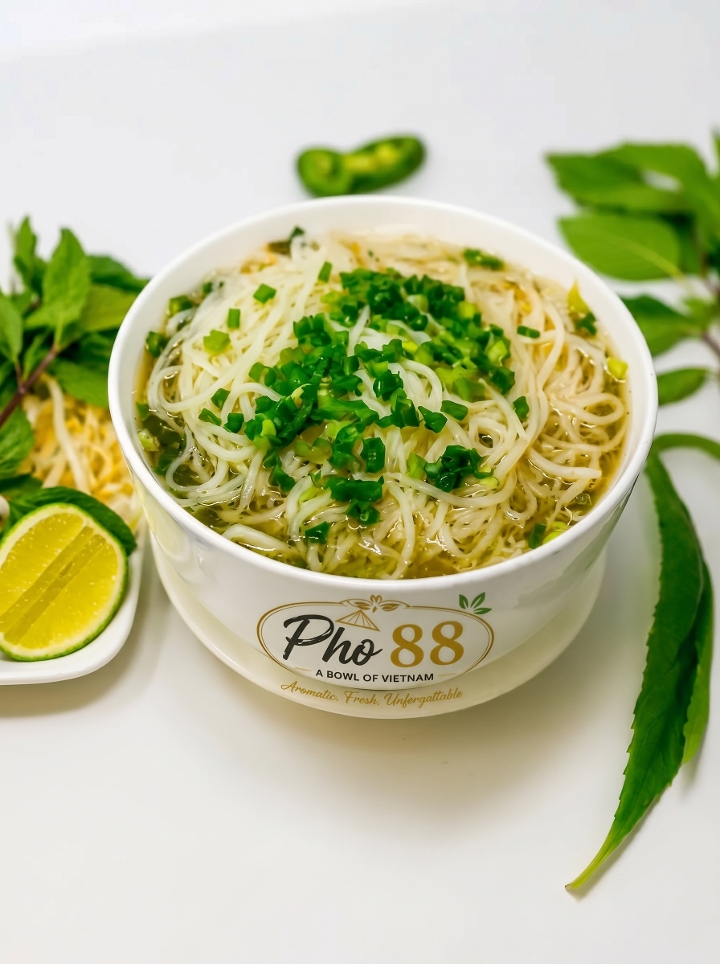 Pho Noodles W/No Meat- Pho Nuoc LEO Bo.