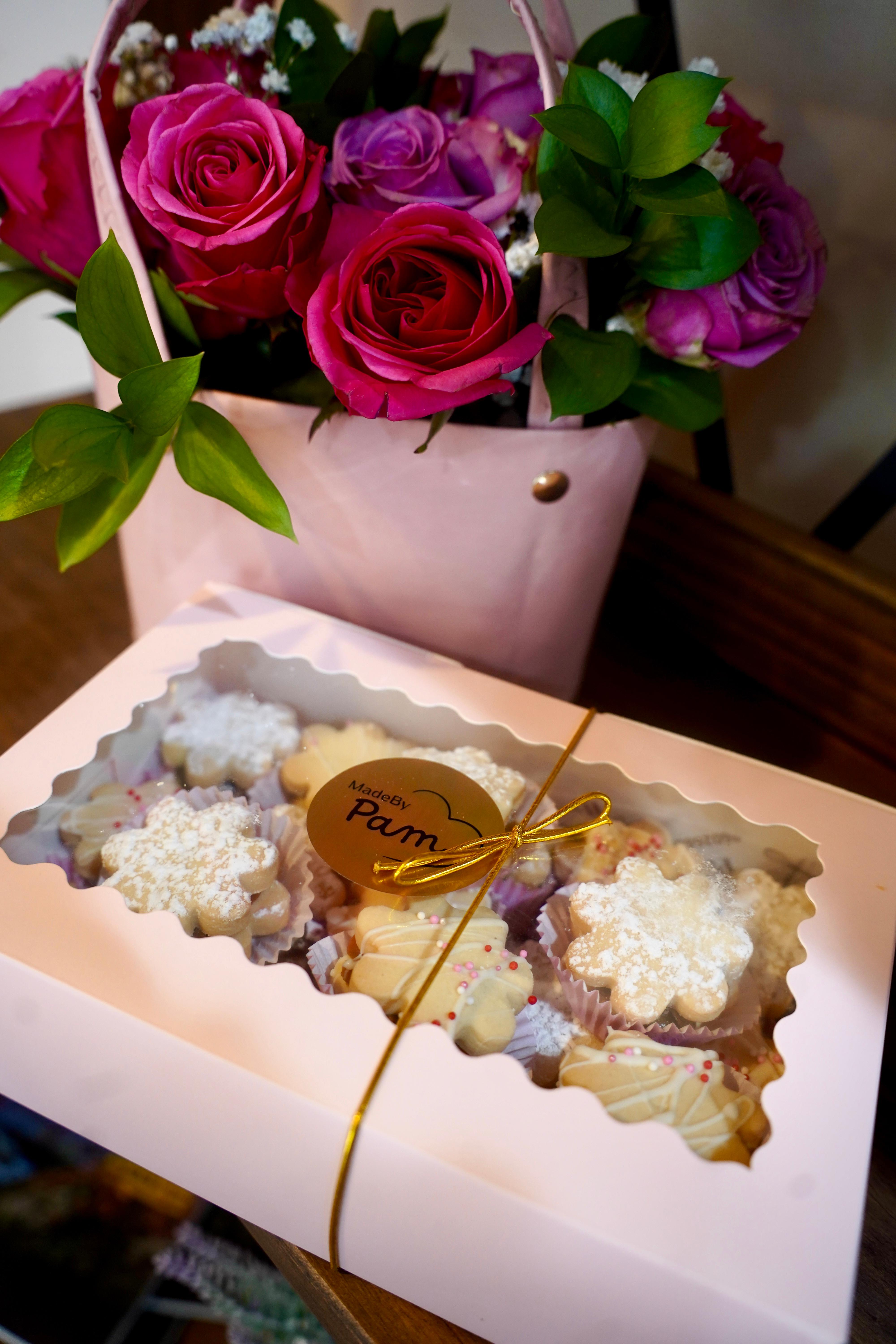 Assorted Mini Alfajor Box 20 pcs.