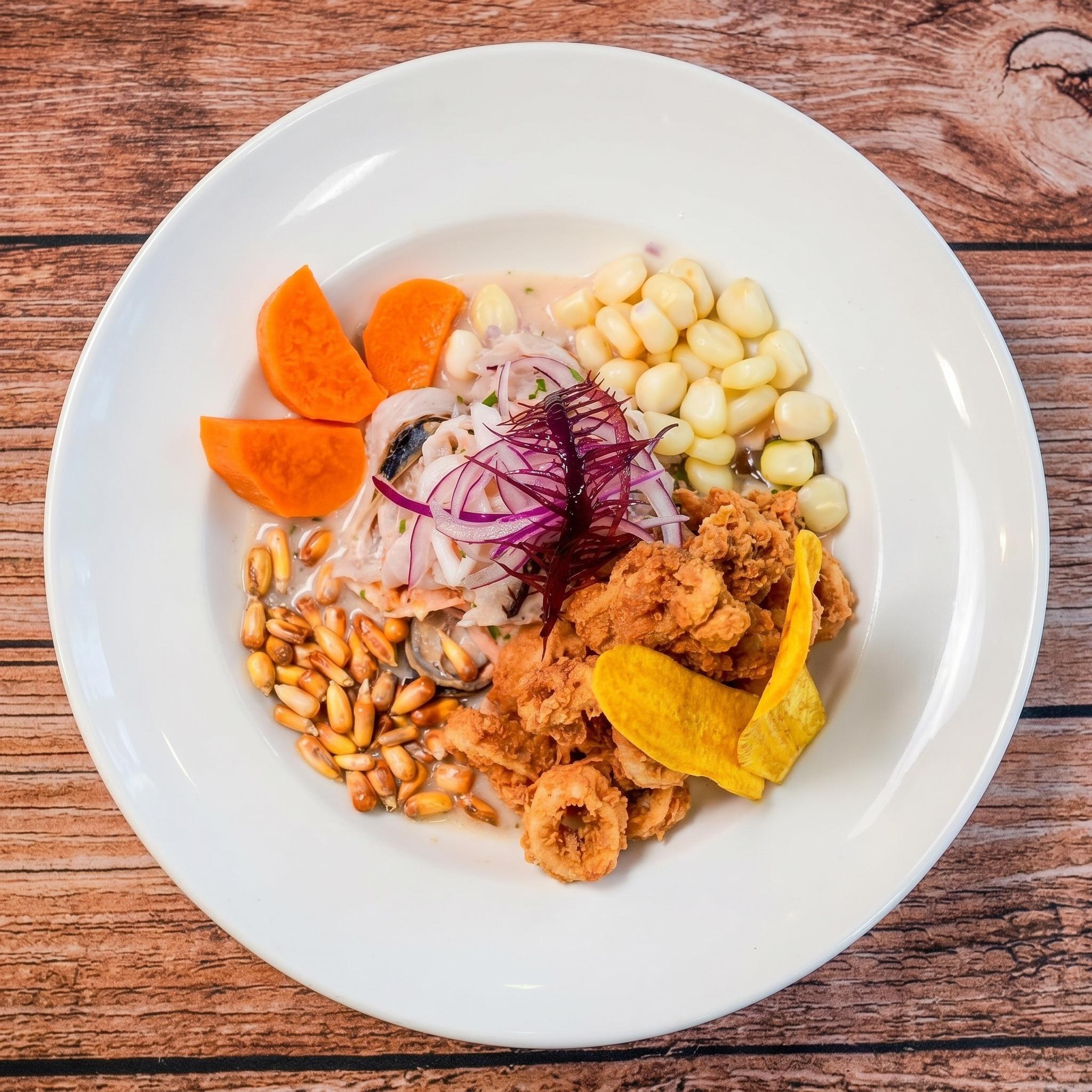 Ceviche Mixto.