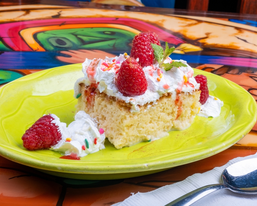 Tres Leches.