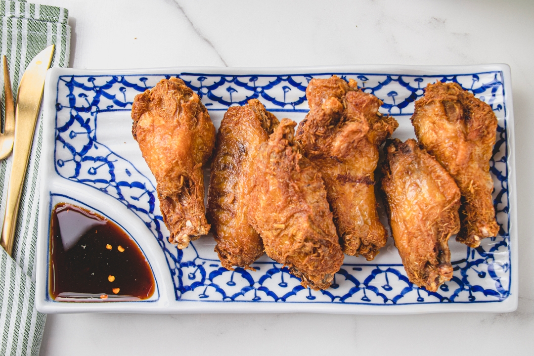 Kin Dee Chicken Wings.