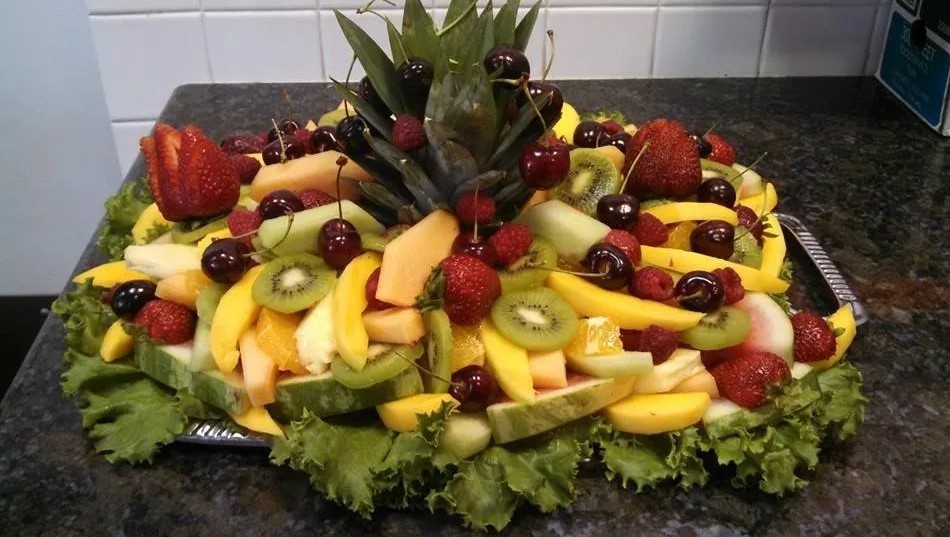 FRUIT TRAY - CO (10 PEOPLE MINIMUM).