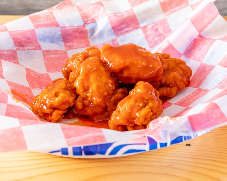 6 Boneless Combo.