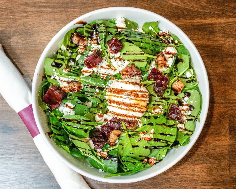 BEET SPINACH SALAD.