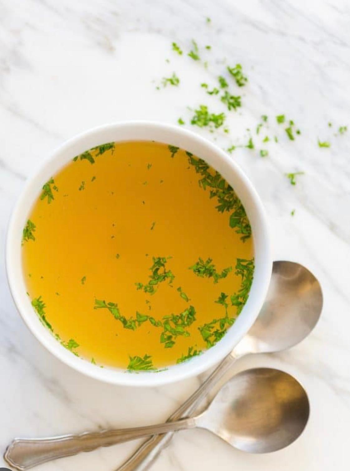Chicken Broth -To Nuoc leo Ga.
