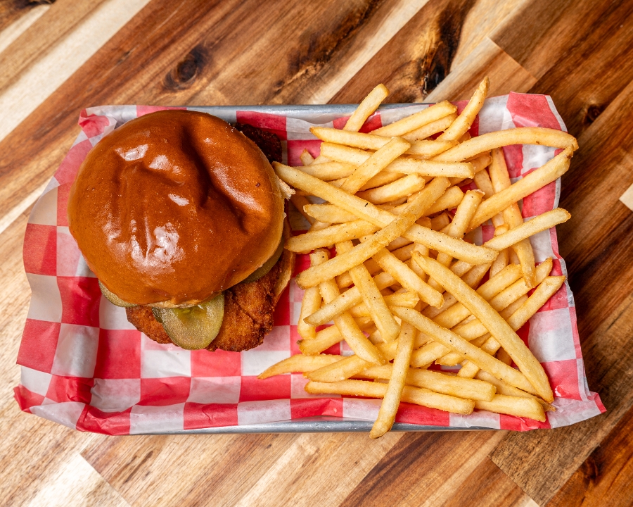JAXX FIL-A CHICKEN SANDWICH.