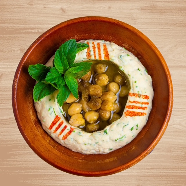 Hummus Beiruti.