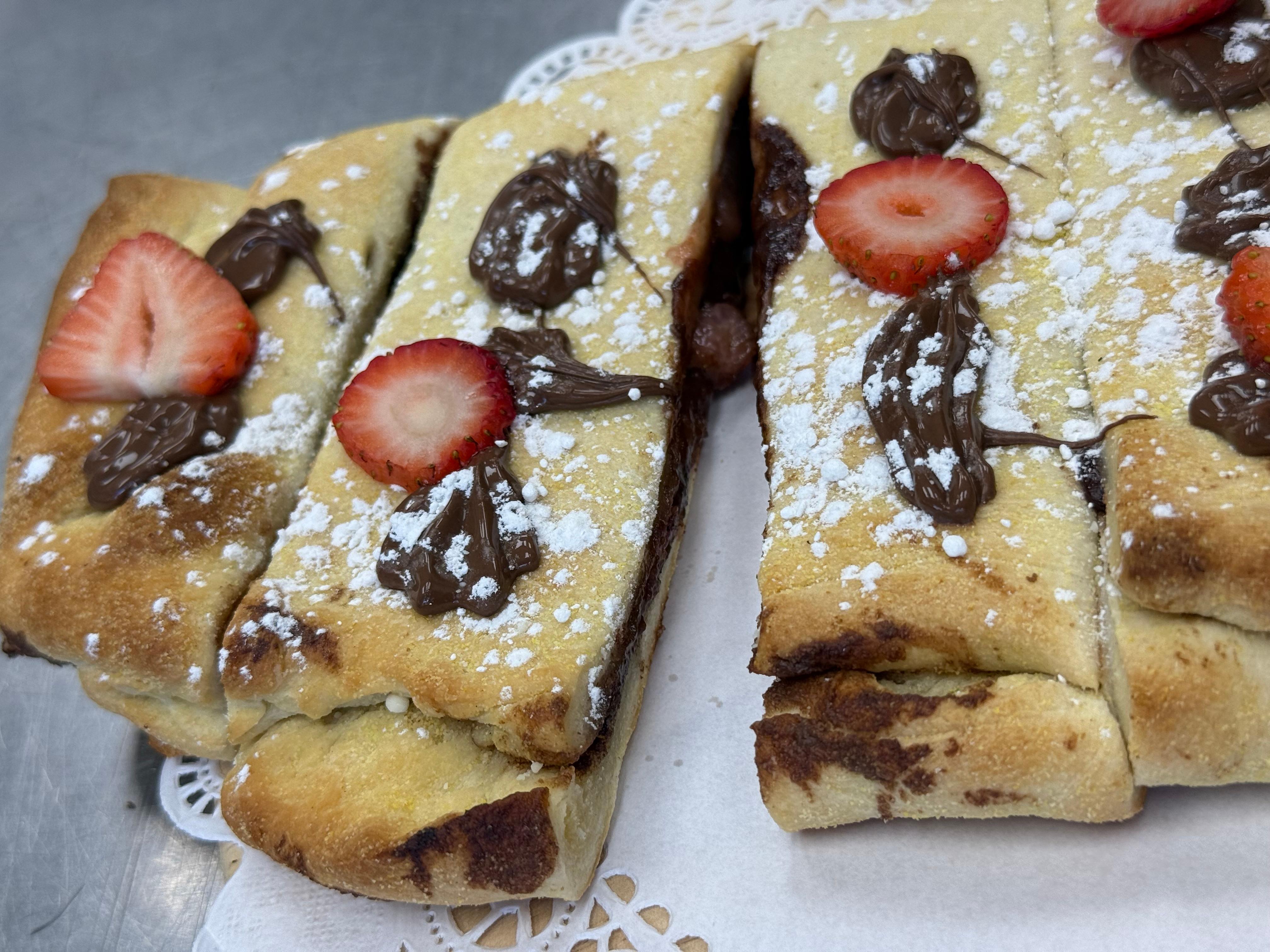 NUTELLA PULL-APARTS.