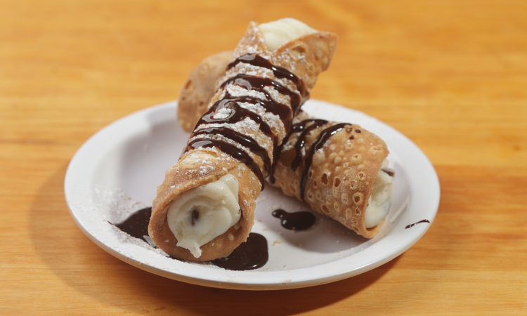 Cannoli.