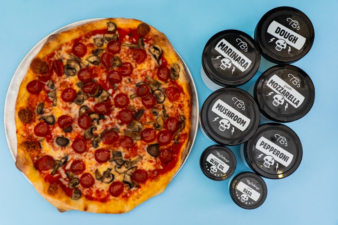 4 Dough Pizza Making Kit.