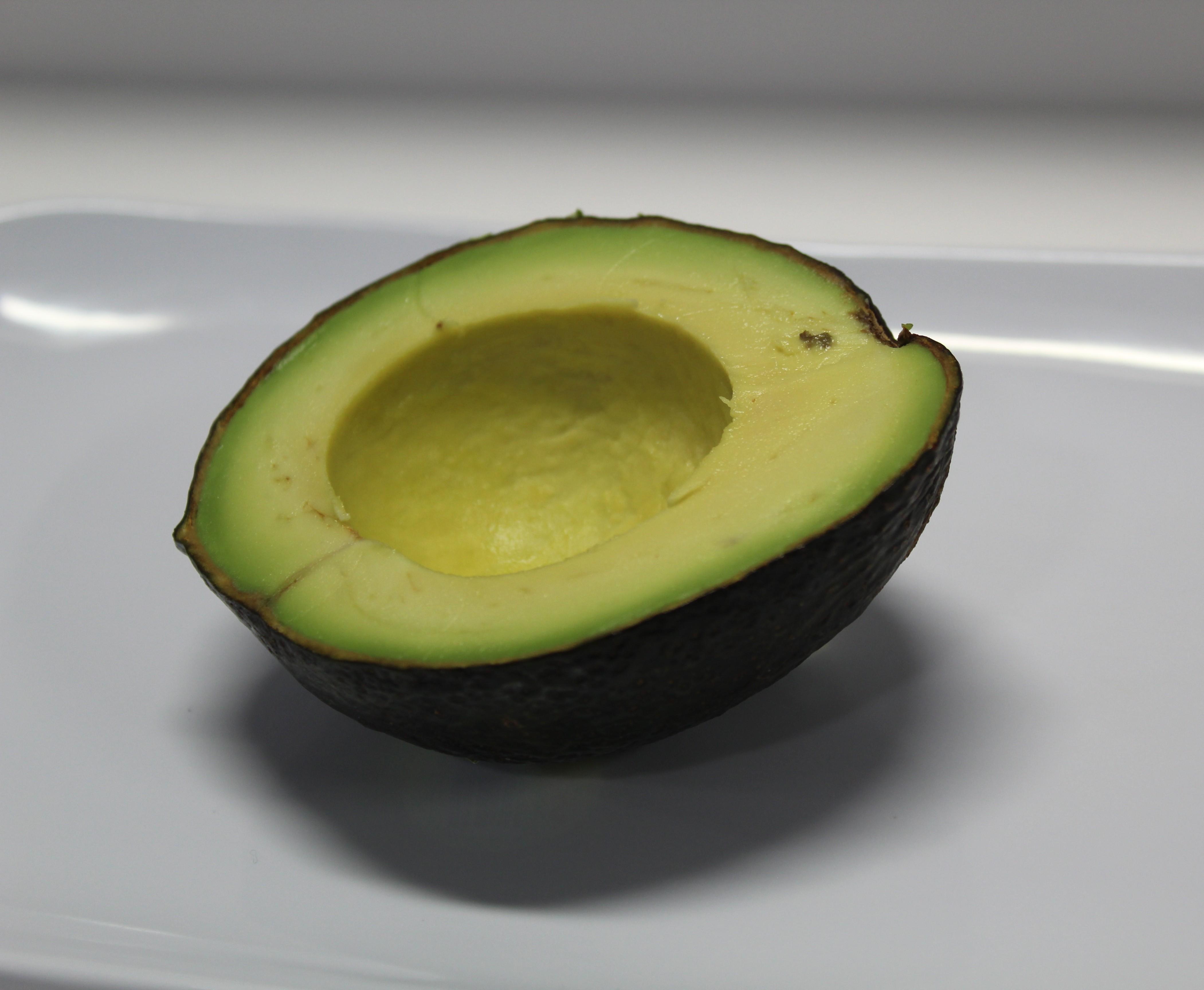 AVOCADO (HALF).